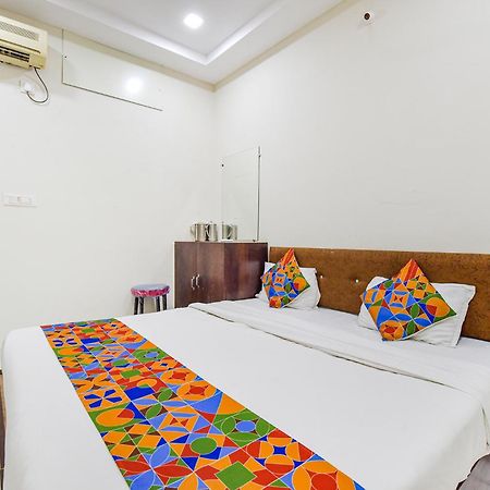 Fabexpress Devani Palace Ujjain Exterior photo